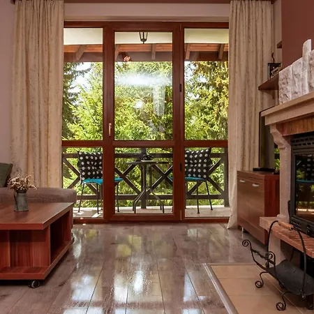 Stand'art - , смолянски езера Apartament Smolyan