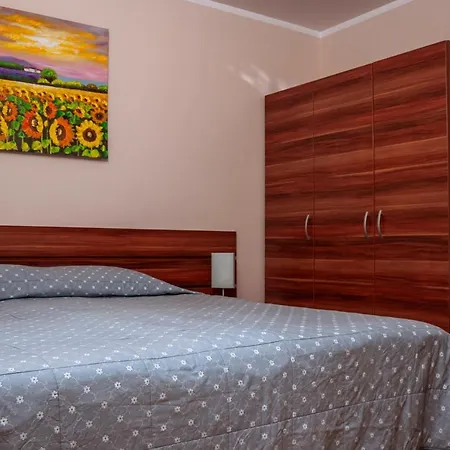 Stand'art - , смолянски езера Apartment Smolyan