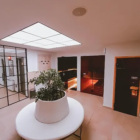 Stand'art - , смолянски езера Апартамент